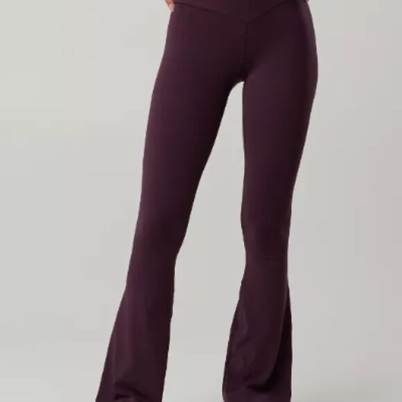 NWOT OFFLINE By Aerie Real Me High Waisted Crossover Flare Legging - Medium - Picture 2 of 8